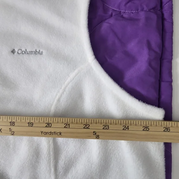 Columbia Soft White Sleeveless Fleece - Picture 10 of 11